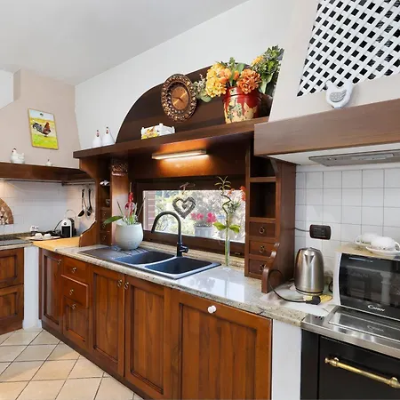 La Dimora Nel Roero Con Patio Montà