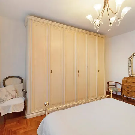 La Dimora Nel Roero Con Patio Apartamento *