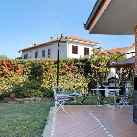 Apartamento La Dimora Nel Roero Con Patio